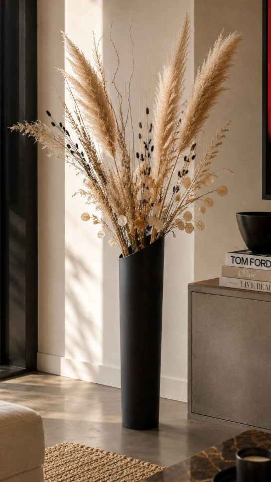 Vase sculptural NOA- Verre recyclé - noir mat - 70 cm